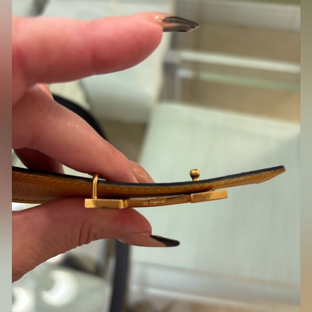 Authentic HERMÈS Jaune/Navy D'or Epsom Constance Reversible H Belt -Size 70 - Picture 7 of 7